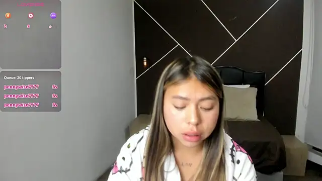 AntonellaRosee  online show from 02-19-25, 02:44