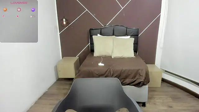 AntonellaRosee  online show from 02-20-25, 11:31