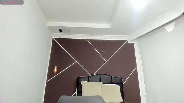 AntonellaRosee  online show from 02-24-25, 11:32