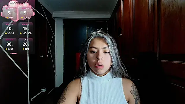AntonellaRosee  online show from 03-22-25, 11:53