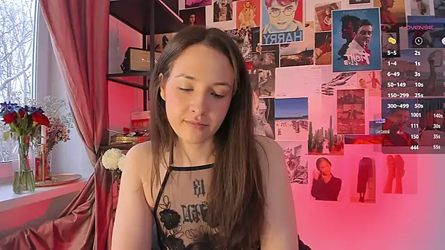 Snapshot of MonicaRocket chatting on 01-07-25, 10:32 MonicaRocket online show from 01-07-25, 10:32