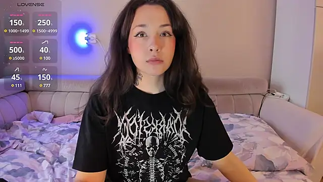 Snapshot of MonicaRocket chatting on 01-24-25, 10:32 MonicaRocket online show from 01-24-25, 10:32