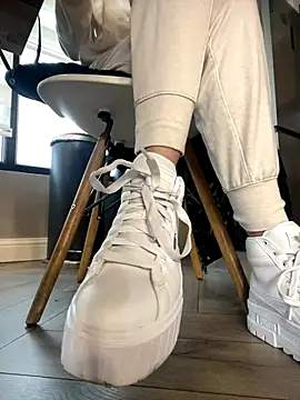 FeetVibe online show from 11-14-25, 08:13