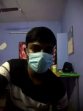 Tamilandteluguboy14 online show from 12-18-24, 12:07