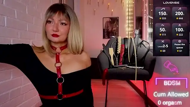 Sandralawrence online show from 10-28-25, 09:28