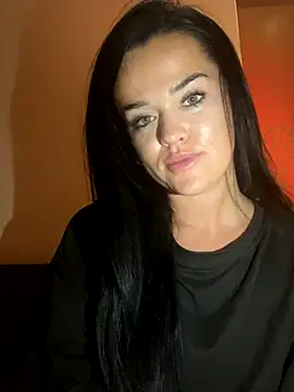 English-Chloe96 online show from 10-10-25, 05:34