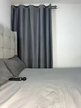 prettiepearl online show from 05-10-26, 10:37