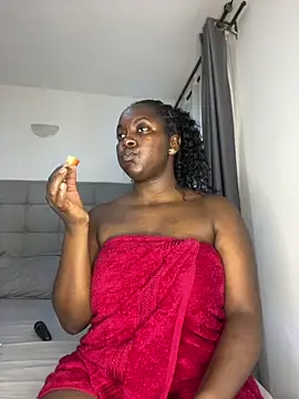 prettiepearl online show from 06-16-26, 07:55