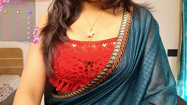 Snapshot of Punjabi_Queen1 chatting on 11-12-25, 05:52 Punjabi Queen1 online show from 11-12-25, 05:52