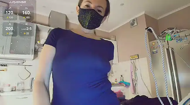 Snapshot of MilfeaN chatting on 01-17-25, 04:36 MilfeaN online show from 01-17-25, 04:36