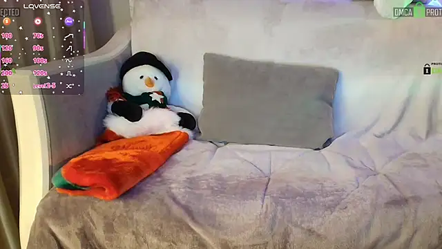 MilfeaN online show from 12-20-25, 01:40