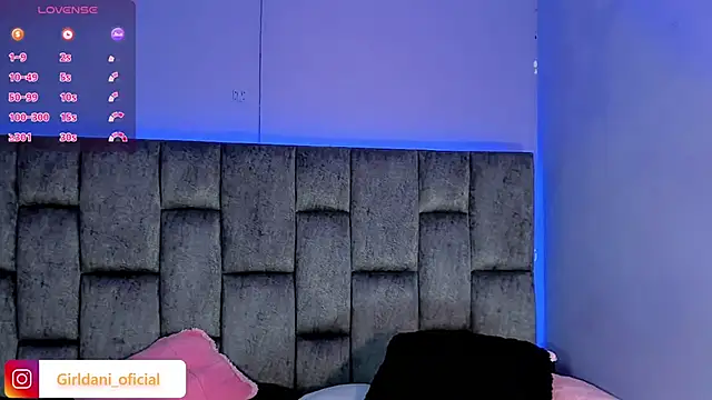 Liittle foxxxy online show from 02-02-25, 01:30