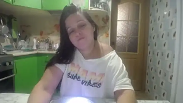 Snapshot of CatMelissa chatting on 10-29-25, 09:49 CatMelissa online show from 10-29-25, 09:49