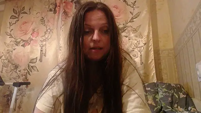 Snapshot of CatMelissa chatting on 04-19-26, 09:39 CatMelissa online show from 04-19-26, 09:39