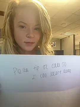 EllaSnow online show from 03-06-25, 10:47