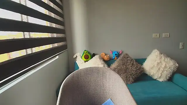 Snapshot of Lauri__fit chatting on 03-16-26, 07:07 Lauri fit online show from 03-16-26, 07:07