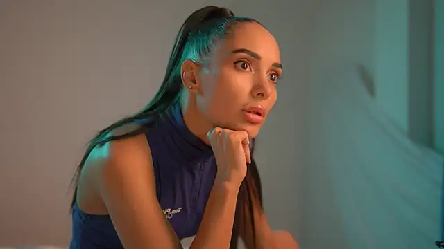 Snapshot of Mila_May_ chatting on 09-26-25, 10:47 Mila May online show from 09-26-25, 10:47