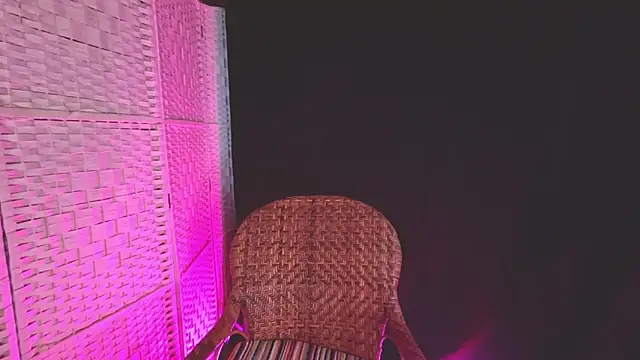 KayleyxEmily online show from 01-12-25, 02:19