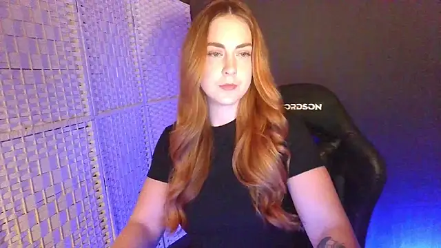 KayleyxEmily online show from 02-21-26, 09:05