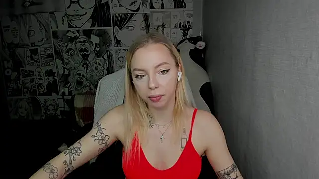 Snapshot of Martha_Cameron chatting on 12-07-24, 10:06 Martha Cameron online show from 12-07-24, 10:06