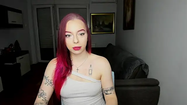 Snapshot of Martha_Cameron chatting on 03-18-26, 09:40 Martha Cameron online show from 03-18-26, 09:40