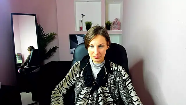 AuroraScript online show from 12-18-24, 06:25