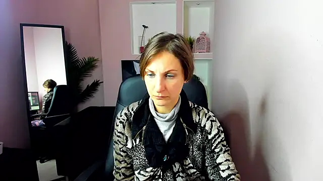 AuroraScript online show from 12-18-24, 09:29
