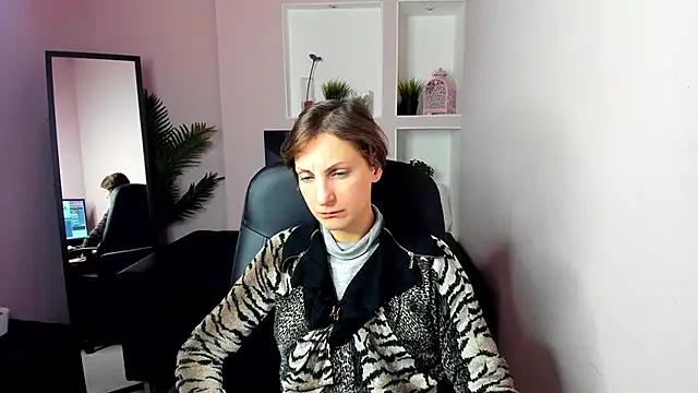 AuroraScript online show from 12-19-24, 03:40