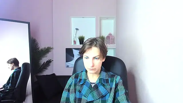 AuroraScript online show from 03-11-25, 06:30