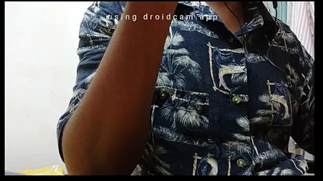 Snapshot of Awesomehotboy chatting on 12-21-24, 12:38 Awesomehotboy online show from 12-21-24, 12:38