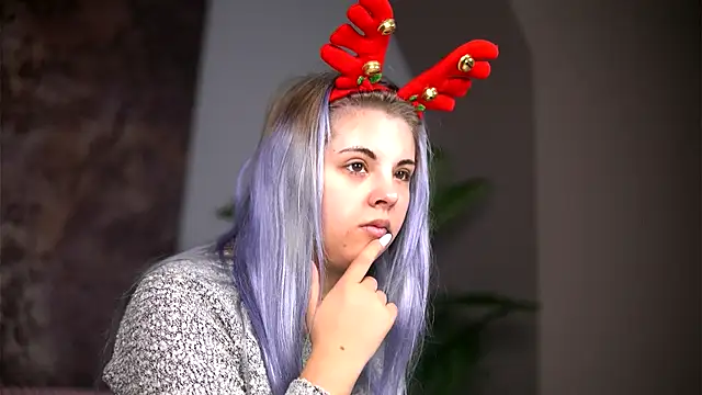 AudreySosa online show from 12-21-25, 10:17