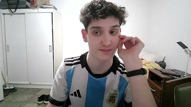 Spicylemon01 online show from 05-11-26, 03:23