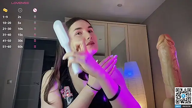 Maria Bowie online show from 03-07-26, 07:38