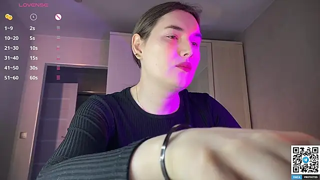 Maria Bowie online show from 05-02-26, 04:39