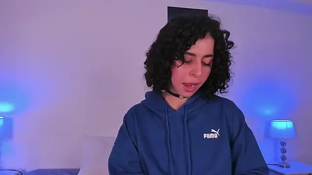 EstefaniaVelez  online show from 12-29-24, 05:12