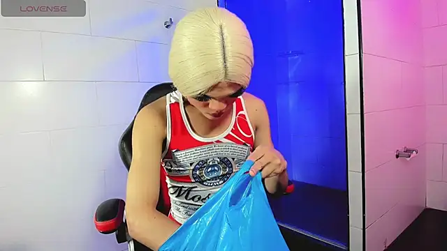 Gabyqueen70 online show from 01-12-25, 03:28