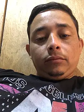 isacalejandroo online show from 01-25-25, 04:35