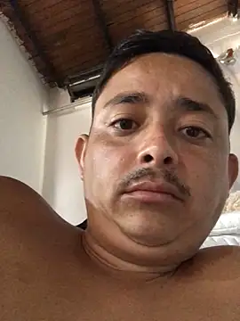 isacalejandroo online show from 03-05-25, 01:28