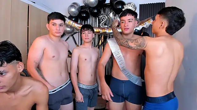 Sweet WallenV2 online show from 11-08-25, 01:22