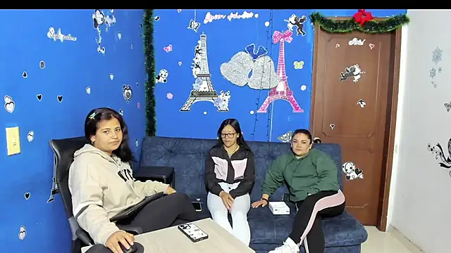 Snapshot of Luna_Star_Sl chatting on 02-10-25, 12:29 Luna Star Sl online show from 02-10-25, 12:29