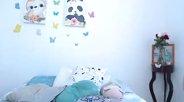 SaraBlosson online show from 12-09-24, 07:29