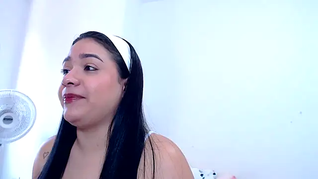 SaraBlosson online show from 09-10-25, 01:11