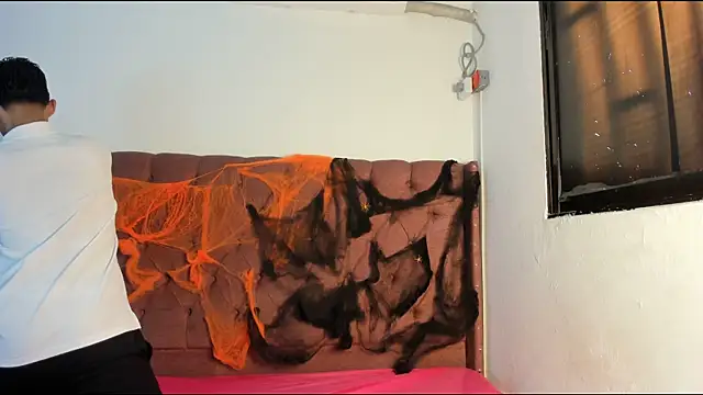 boys yourparty online show from 10-06-25, 01:08