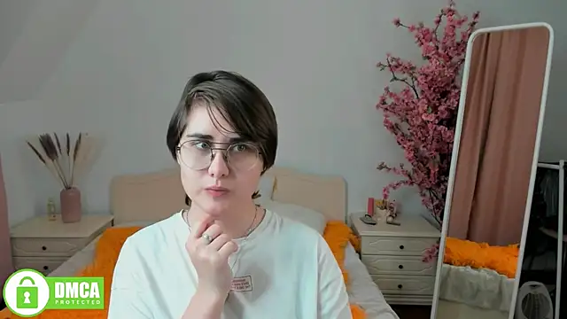 Funny bunnyy online show from 12-06-24, 02:46