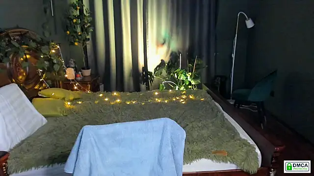 Funny bunnyy online show from 01-13-25, 05:33