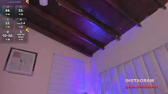 lil hanna18 online show from 02-01-25, 03:52
