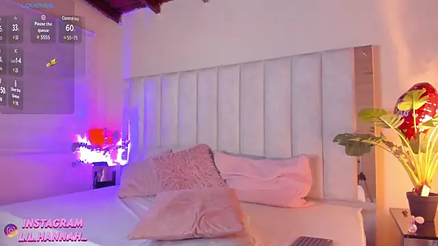 lil hanna18 online show from 03-19-25, 06:23