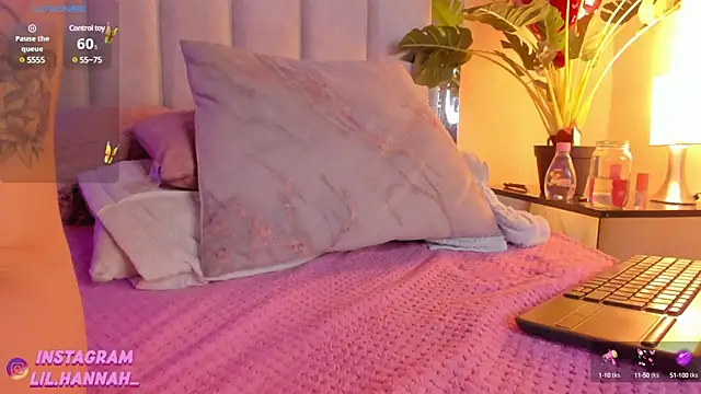 lil hanna18 online show from 03-21-25, 12:07