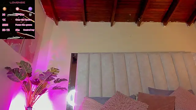 lil hanna18 online show from 11-10-25, 07:35