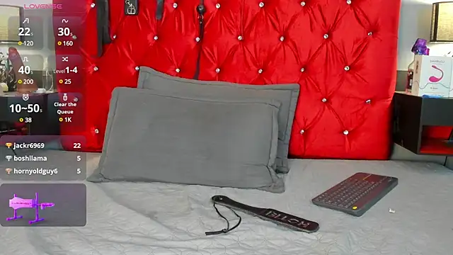 Snapshot of Samantha_Mouret chatting on 01-31-25, 09:37 Samantha Mouret online show from 01-31-25, 09:37